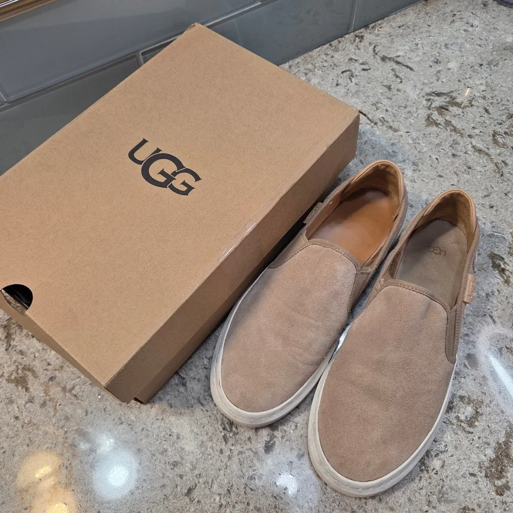 UGG Alameda Slip On Suede Sneakers Sand Tan Low Top Shoes Mens 11